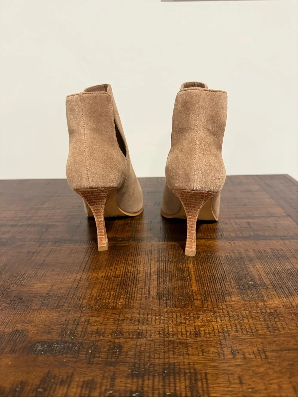 Vince Camuto vince camuto